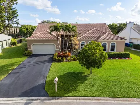 5011 NW 84th, Coral Springs, FL 33067