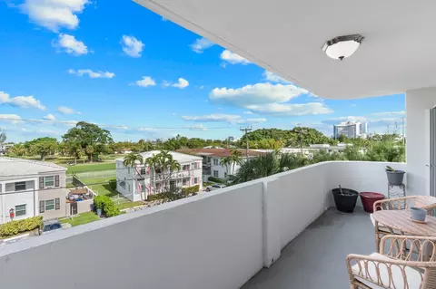 130 S Shore Dr #A4, Miami Beach, FL 33141