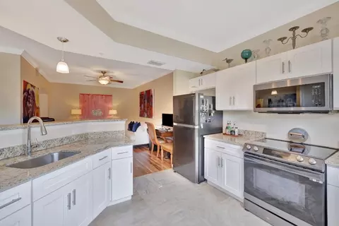 533 NE 3rd #226, Fort Lauderdale, FL 33301