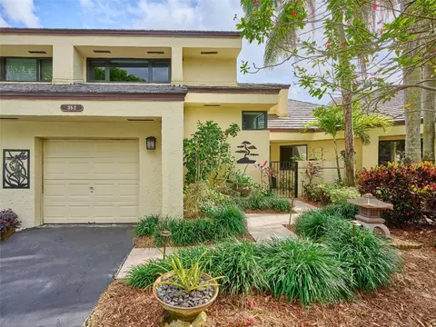 352 NW 94th, Plantation, FL 33324