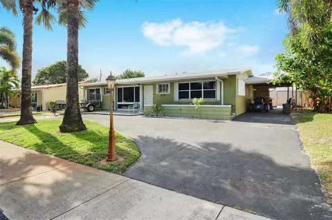 2361 NE 9th Ave, Pompano Beach, FL 33064