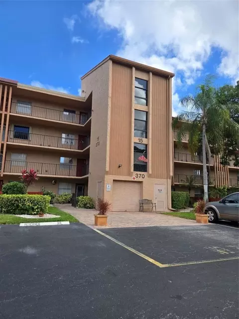 370 NW 76th #204, Margate, FL 33063