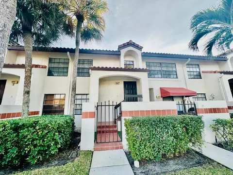 608 Lincoln #608, Deerfield Beach, FL 33442