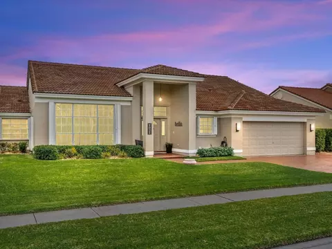 1021 NW 193rd, Pembroke Pines, FL 33029