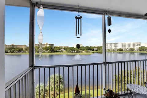 2801 N Palm Aire Dr #604, Pompano Beach, FL 33069