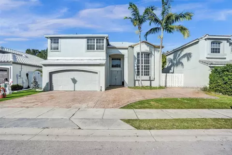 10351 SW 9th, Pembroke Pines, FL 33025