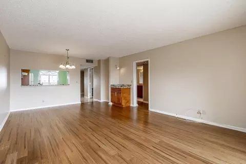 2202 S Cypress Bnd #703, Pompano Beach, FL 33069
