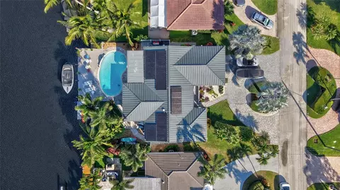 2125 NE 16th, Wilton Manors, FL 33305