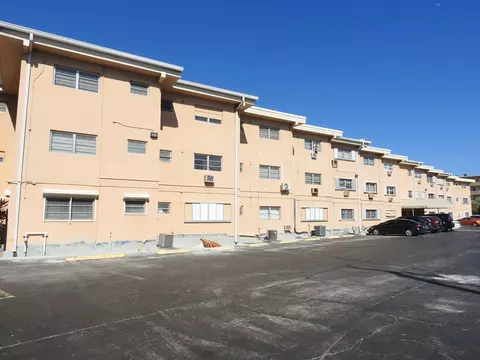 181 NE 14th Ave #14B, Hallandale Beach, FL 33009