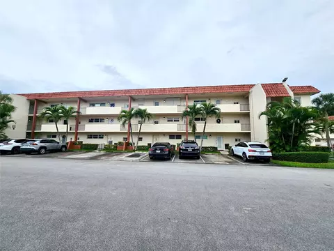8980 S Hollybrook Blvd #104, Pembroke Pines, FL 33025