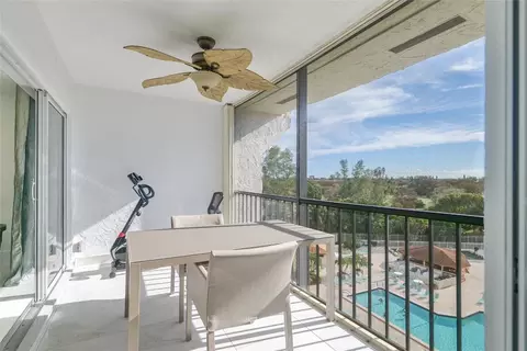 3930 Inverrary #704-D, Lauderhill, FL 33319