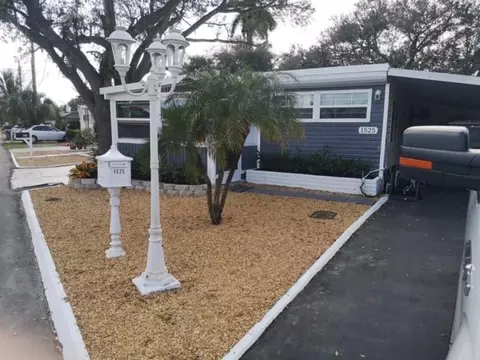 1525 SW 87th, Davie, FL 33324