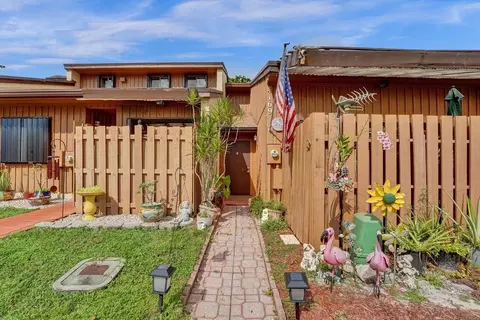 4169 SW 85th, Davie, FL 33328