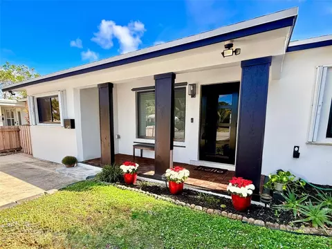5240 NE 1st, Oakland Park, FL 33334