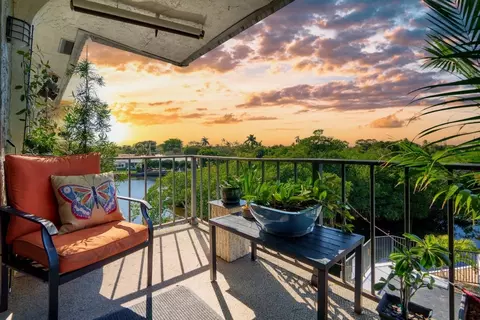 3000 NE 5th #301-A, Wilton Manors, FL 33334