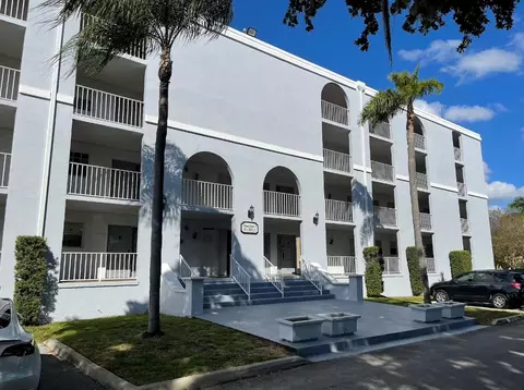 7981 S French #2-306, Hollywood, FL 33024
