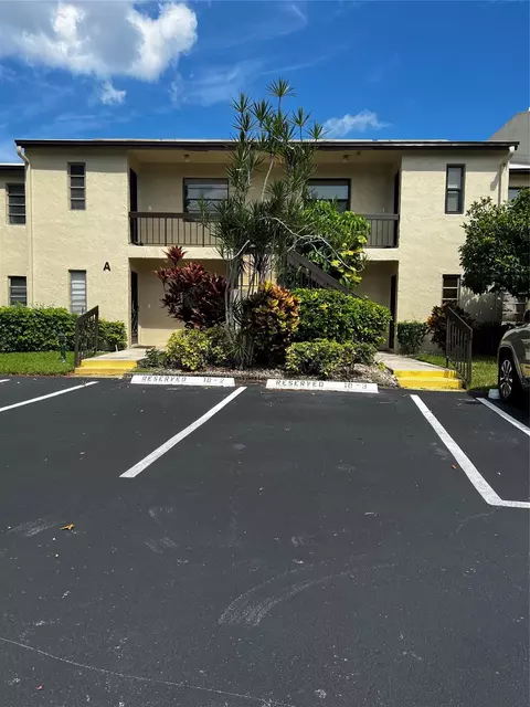 21213 Lago Cir #B, Boca Raton, FL 33433