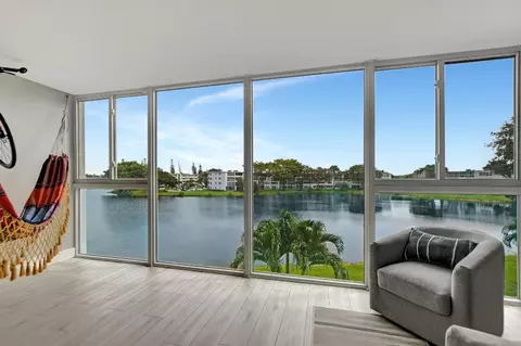 3107 Cambridge #3107, Deerfield Beach, FL 33442