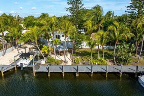 2780 NE 16th St, Pompano Beach, FL 33062