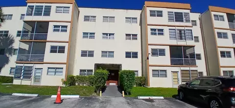 4042 NW 19th St #309, Lauderhill, FL 33313