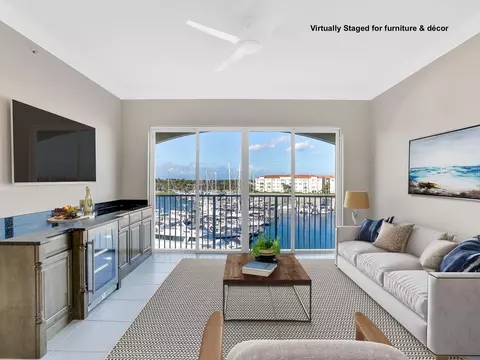 14 Harbour Isle Dr #PH4, Fort Pierce, FL 34949