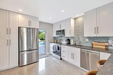 381 NW 48th, Fort Lauderdale, FL 33309