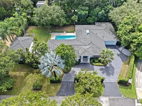 690 Calatrava, Coral Gables, FL 33143