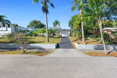 3909 Eastview, West Palm Beach, FL 33407