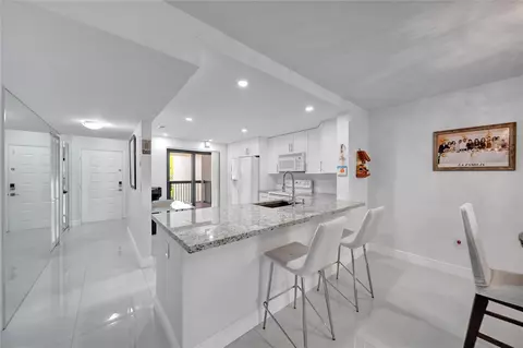 3521 Environ Blvd #B410, Lauderhill, FL 33319