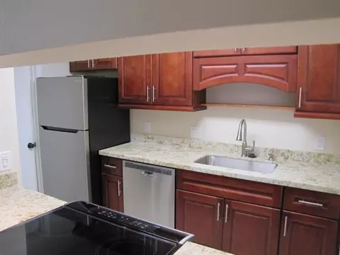 2315 N Congress #18, Boynton Beach, FL 33426
