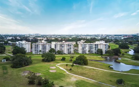 2671 S Course Dr #908, Pompano Beach, FL 33069