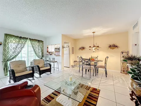 5300 Washington St #I204, Hollywood, FL 33021