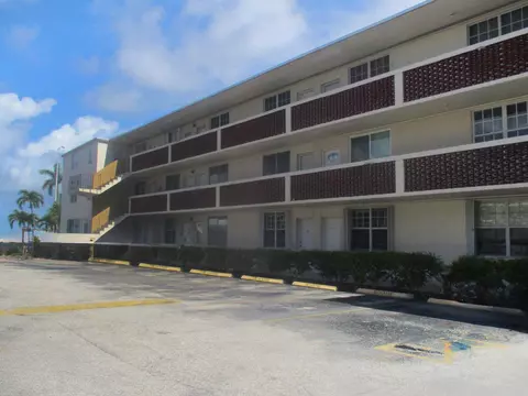 1780 79th Street Cswy #C110, North Bay Village, FL 33141