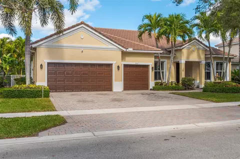 9365 Savannah Estates Dr, Lake Worth, FL 33467
