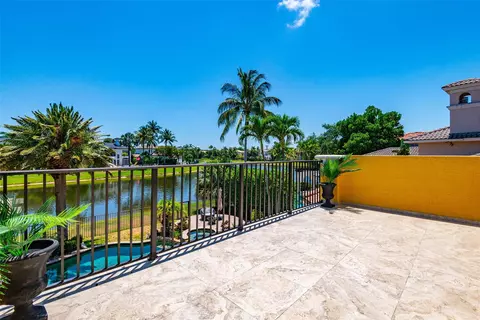 17586 Middlebrook Way, Boca Raton, FL 33496