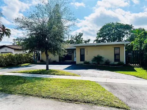11470 NW 38th, Sunrise, FL 33323