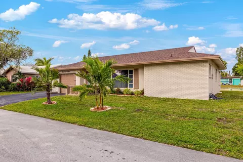 7201 NW 77th St, Tamarac, FL 33321