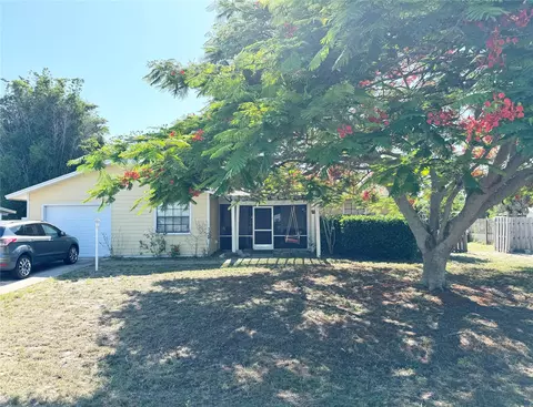 2703 NE Spruce Ridge Ave, Jensen Beach, FL 34957