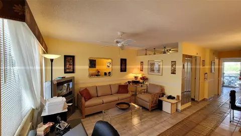 15610 NE 6th Ave #42C, Miami, FL 33162