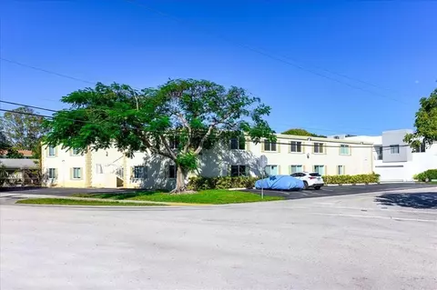1320 Miami Rd #2, Fort Lauderdale, FL 33316