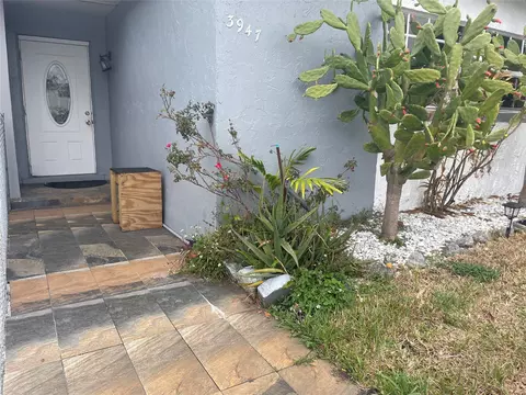 3947 NW 207th Street Rd #3947, Miami Gardens, FL 33055