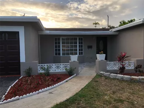 4280 NW 35th Ter, Lauderdale Lakes, FL 33309