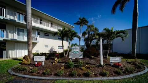 1511 SE 15th Ct #201, Deerfield Beach, FL 33441