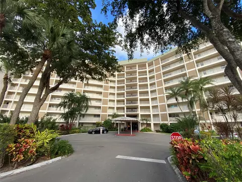 2940 N Course Dr #311, Pompano Beach, FL 33069