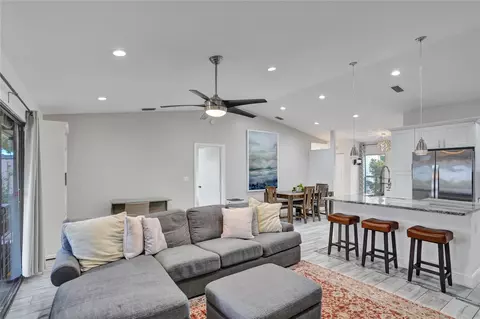 26 Farnworth Dr, Boynton Beach, FL 33426