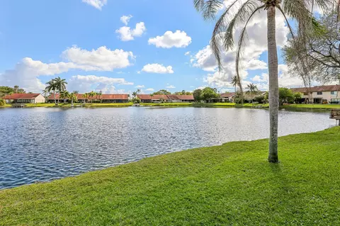 5580 SW 28th Ter, Fort Lauderdale, FL 33312