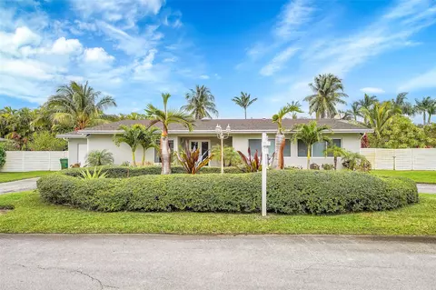 9545 SW 126th Ter, Miami, FL 33176