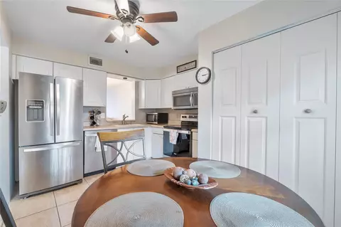 7620 NW 18th St #107, Margate, FL 33063