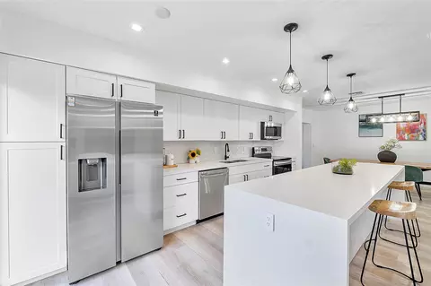 4200 NW 76th Ave, Coral Springs, FL 33065