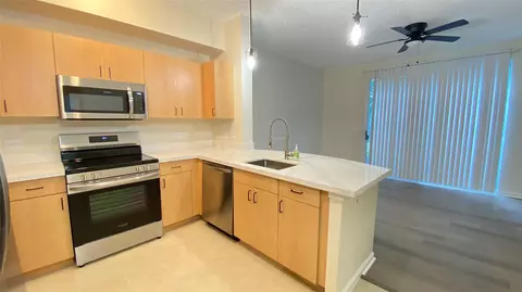 533 NE 3rd Ave #419, Fort Lauderdale, FL 33301